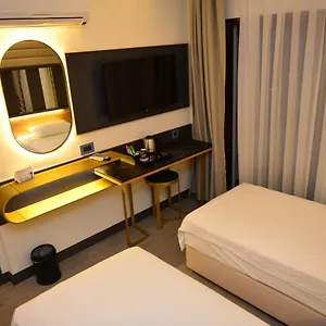 3* Hotel Oasis
